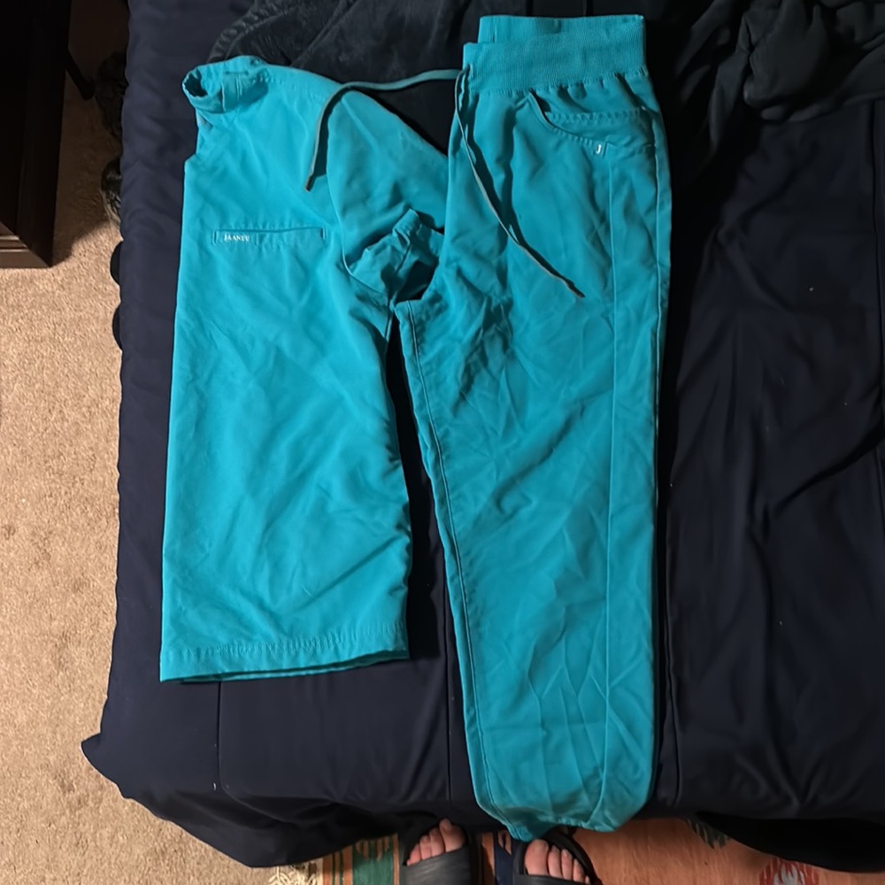 JAANUU MENS JOGGER SCRUB SET IN TEAL